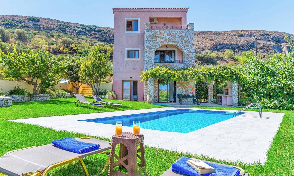 Kalamion Villa | Villa Koule - Three Bedroom Villa, Sleeps 6