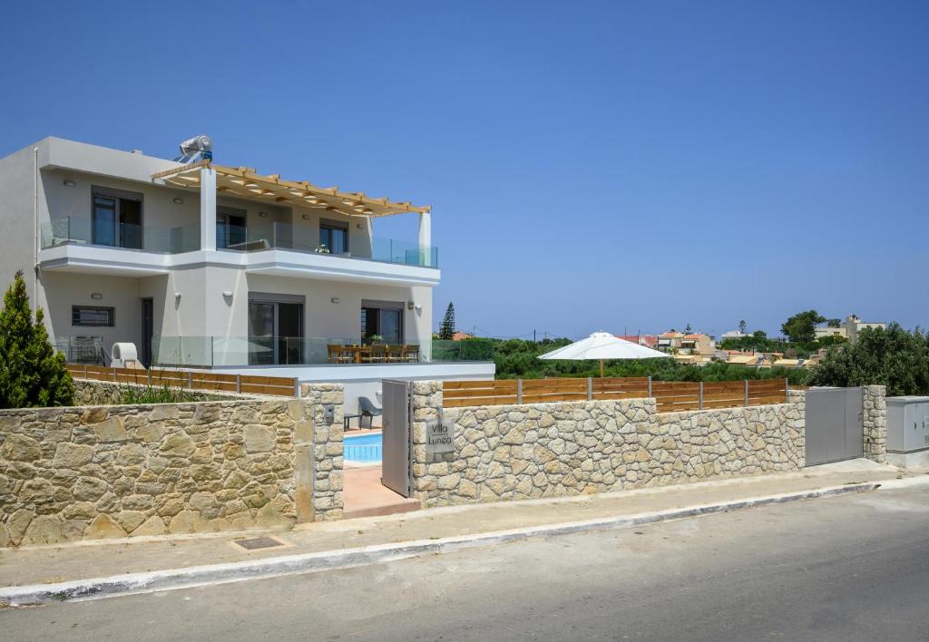 Kato Galatas Villa | Villa Lunea