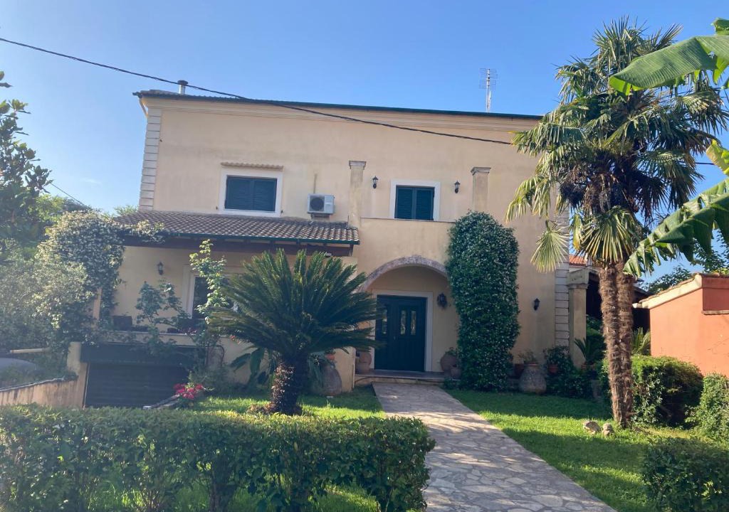 Alepou House | VILLA MARIA