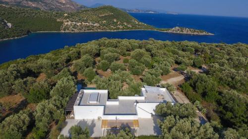 Sivota Villa | Villa Mavrades
