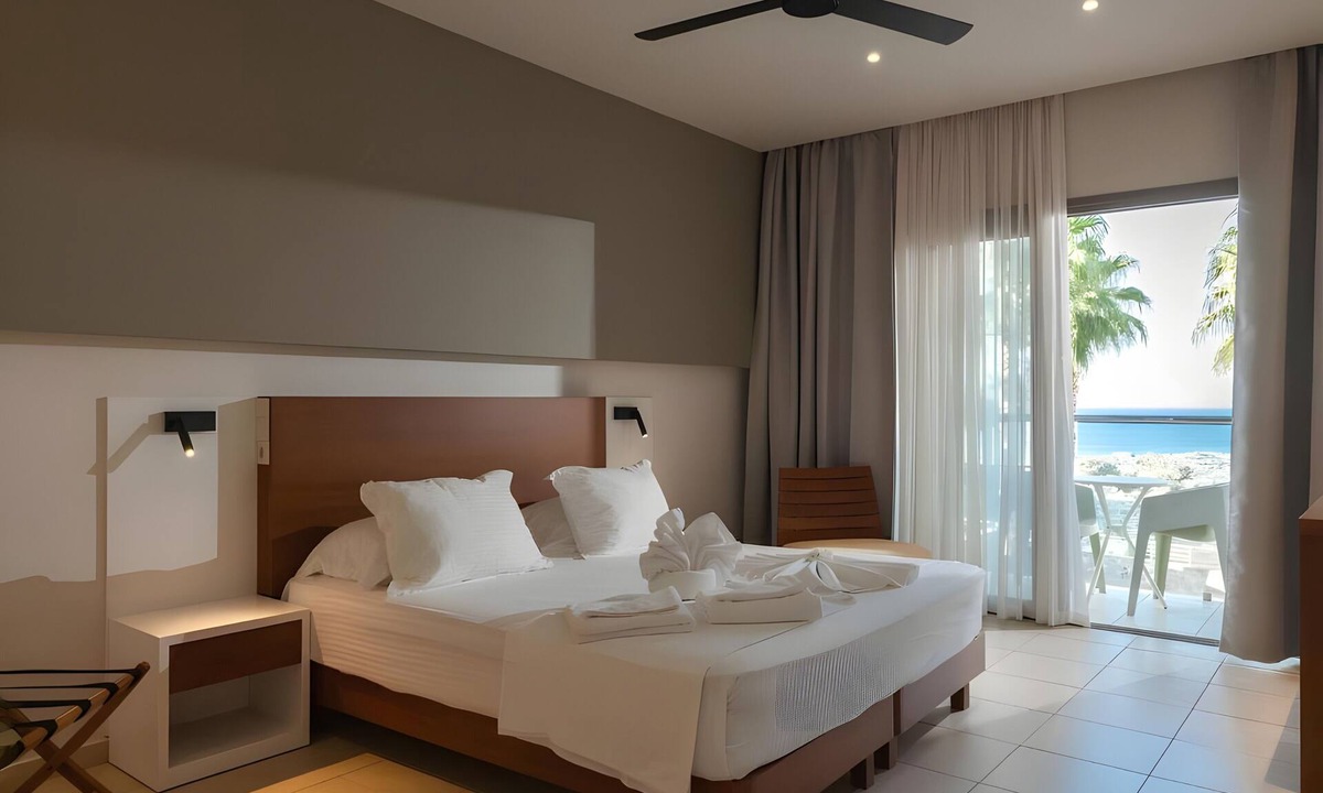 Malia Villa | Villa 'One Bedroom Villa with Pool View' with Wi-Fi and Air Conditioning