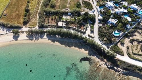 Maragas Hotel | Villa Paradise in Naxos