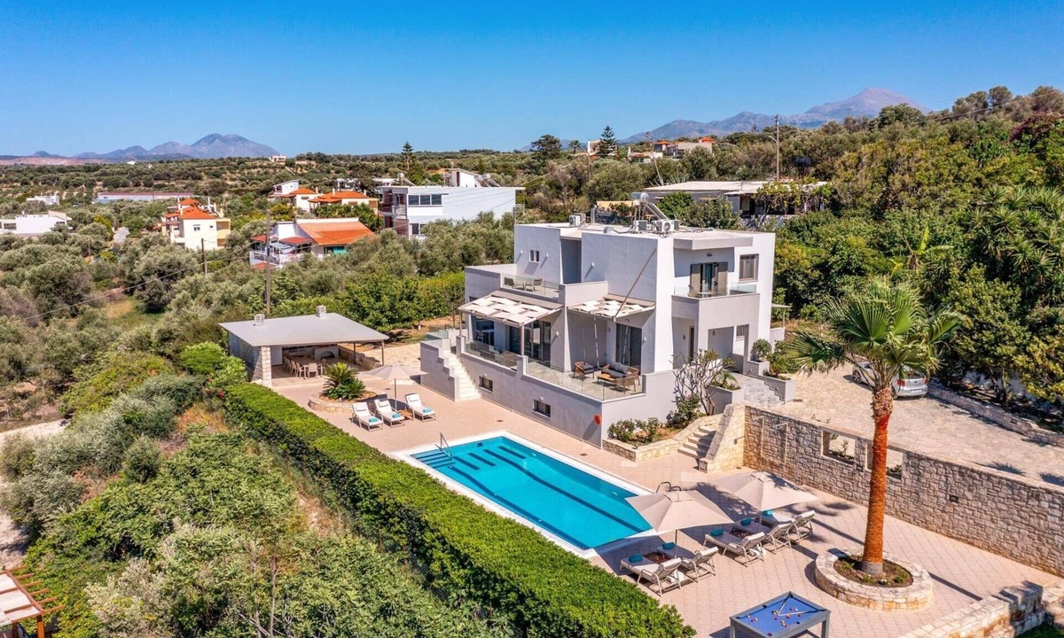 Pigianos Kampos Villa | Villa Patra by Villa Plus