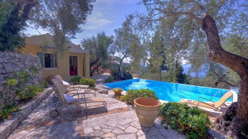 Paxos Villa | Villa Petra