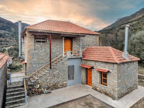 Karpenisi House | Villa Riverwood