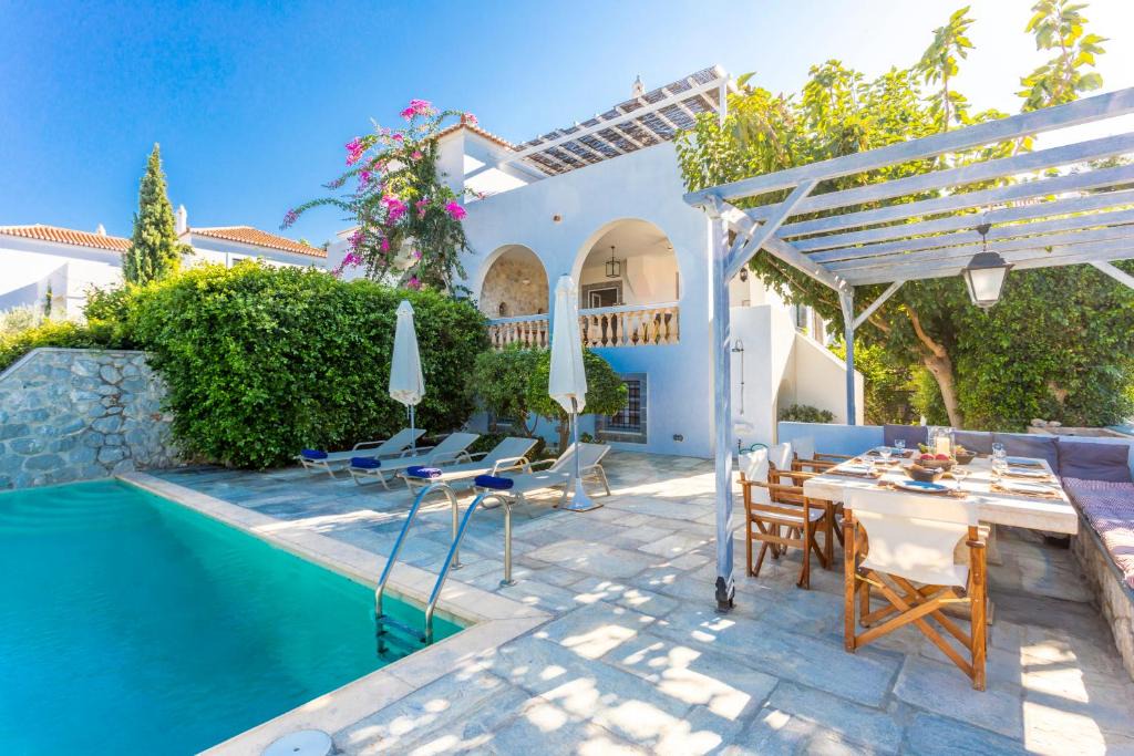 Spetses Villa | Villa Scirocco