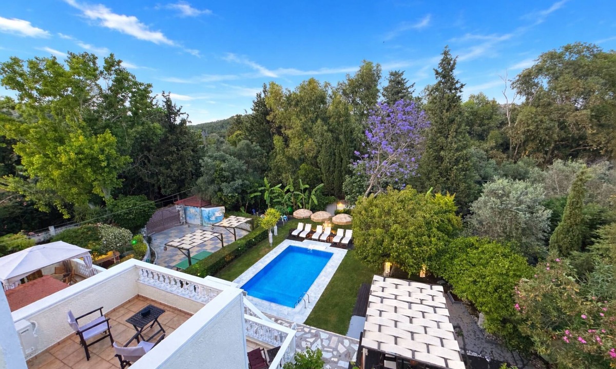 Filerimos Villa | Villa Small Paradise with private pool , Jacuzzi , BBQ ,garden and privacy