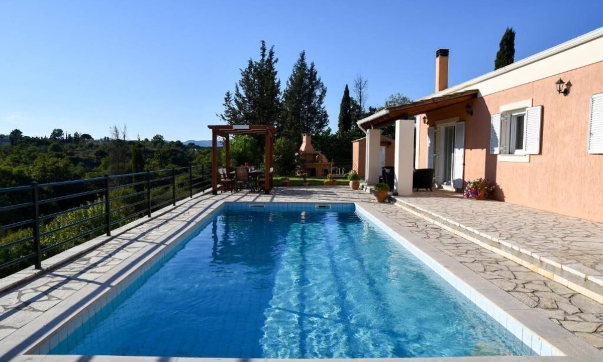 Afra Villa | Villa Sophia