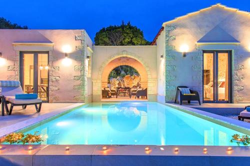 Apokoronas Villa | Villa Vardis Heated Pool