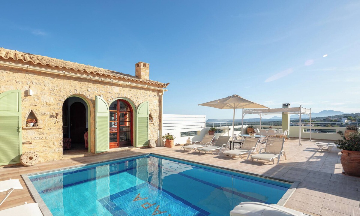 Agia Triada Villa | Villa With Unique Design and sea View, 5.5 km From the Beach!