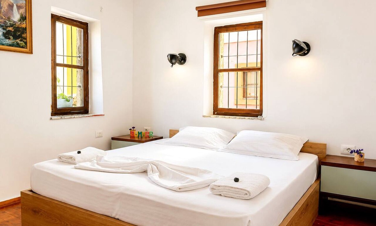 Korce Condo | Your home away from home! 2 storey house in the heart of Korçë!