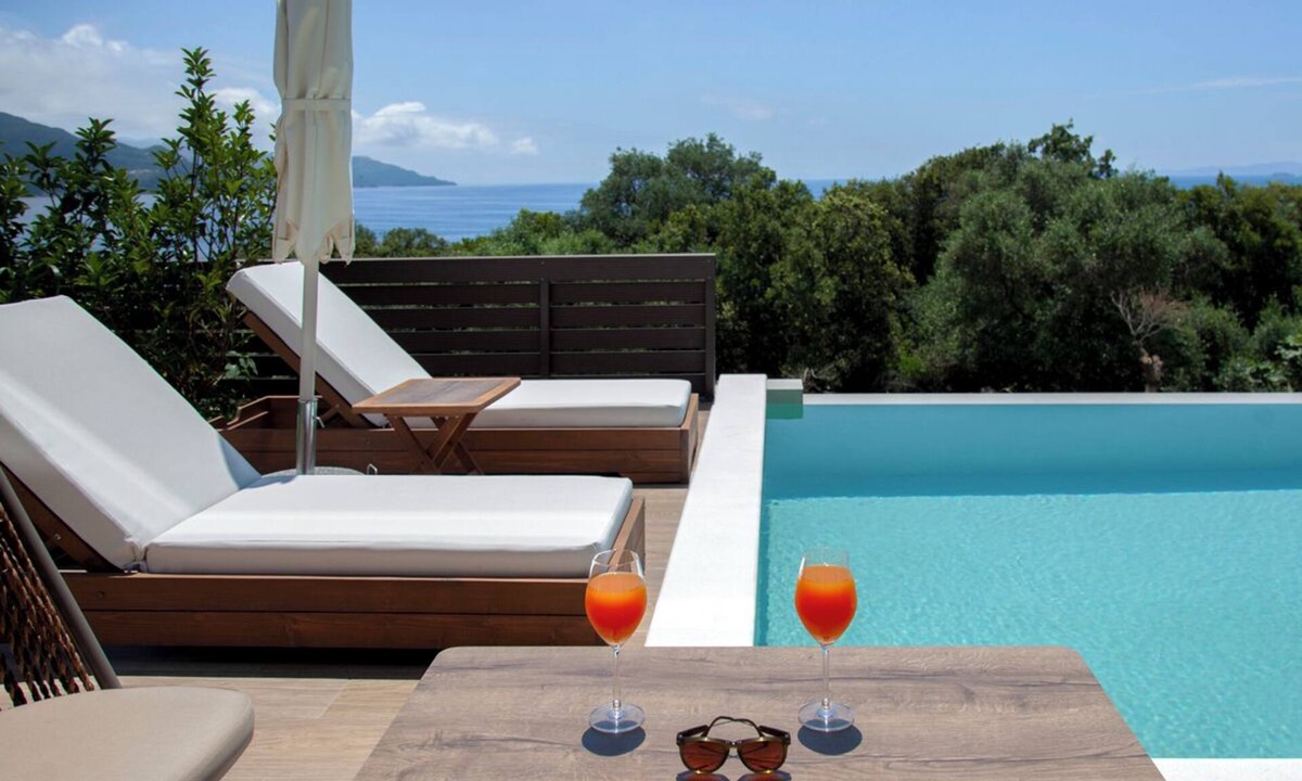 Sivota Villa | Zavia Resort-Villa Ena with Private Pool and Sea Access