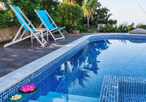 300 m² Villa ∙ 5 bedrooms ∙ 13 guests in Roussospiti