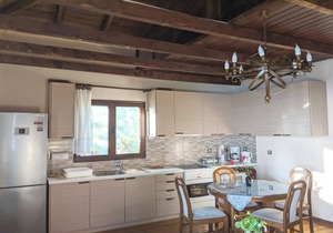 A first floor beachfront apartment at Metamorfosi Sithonia for 5 guests in Metamorfosi