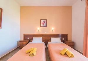 Aleka Apartment 4