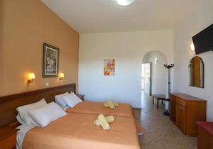 Aleka Apartment 6