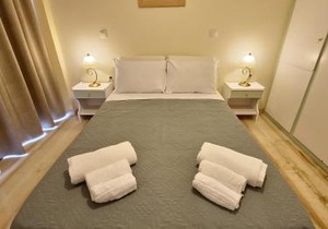 Alexandra Studio 2