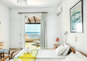 Apartment for 3 people - with a beautiful sea view just 50m from the beautiful sandy beach
