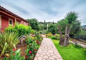 Bozikis Studios