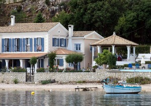 Imerolia beach villa in Kassiopi Corfu