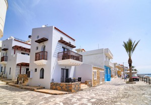 Myrtos Mare Suites - Seafront Studio in Myrtos