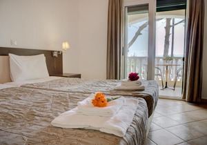 ZEUS THRONE RESORT ..