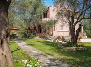 Villa Astrakeri Garden | Astrakeri