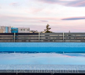 City Rooftop Swimming 