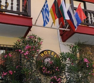 Hotel Petunia Xalkidiki Greece Neos Marmaras 
