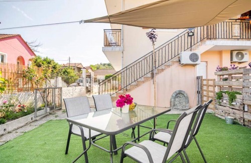 Petriti Apartment | 110 m² Apartment ∙ 3 bedrooms ∙ 6 guests