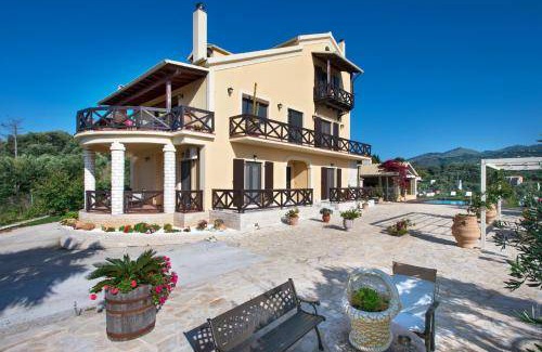 Agios Spyridon Corfu Villa | 110 m² Villa ∙ 4 bedrooms ∙ 8 guests