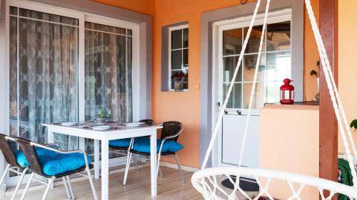Petriti House | 120 m² House ∙ 3 bedrooms ∙ 5 guests