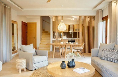 Dassia Resort | 170 m² Resort ∙ 4 bedrooms ∙ 9 guests