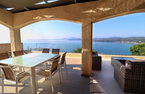 Pirgi House | 280 m² House ∙ 4 bedrooms ∙ 9 guests