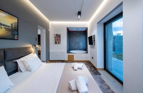 Kontokali Villa | 330 m² Villa ∙ 4 bedrooms ∙ 9 guests