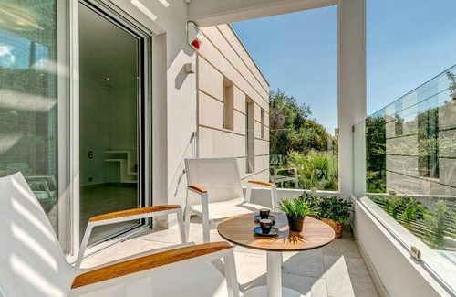 Afra Villa | 350 m² Villa ∙ 4 bedrooms ∙ 8 guests