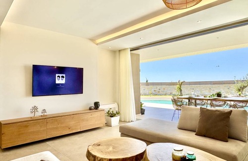 Kavvadades Villa | 350 m² Villa ∙ 6 bedrooms ∙ 14 guests
