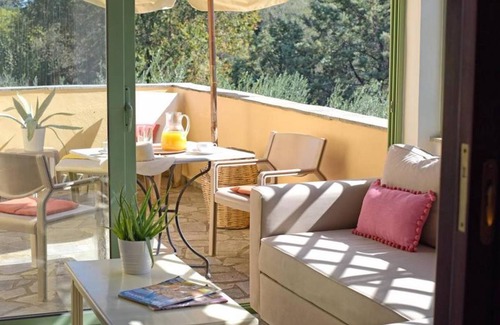 Afra Resort | 45 m² Private room ∙ 1 bedroom ∙ 3 guests
