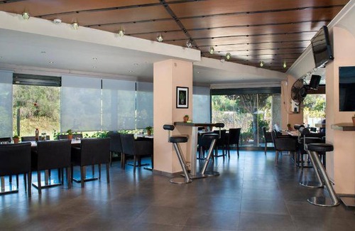 Kavos Hotel | 80 m² Hotel ∙ 2 bedrooms ∙ 127 guests