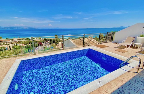 Barbati Villa | 80 m² Villa ∙ 2 bedrooms ∙ 5 guests