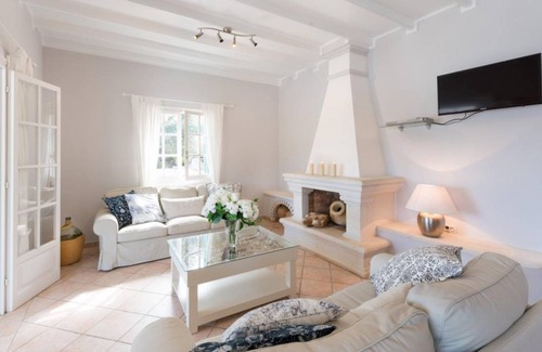 Agios Stefanos Villa | 80 m² Villa ∙ 2 bedrooms ∙ 4 guests