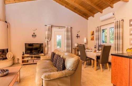 Afra Villa | 90 m² Villa ∙ 2 bedrooms ∙ 4 guests
