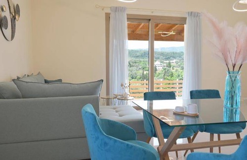 Liapades Villa | 95 m² Villa ∙ 3 bedrooms ∙ 7 guests