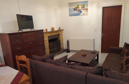 Peroulades Apartment | Alexandros Apartment