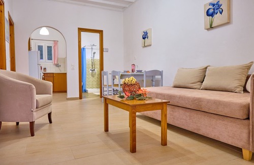Acharavi Apartment | Beachside Bungalow 8 Acharavi Corfu
