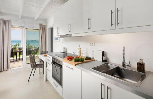 Parelia House | Casa Sabbia 10m from the beach