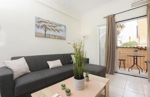 Corfu Town Apartment | Dafnis City Apartment