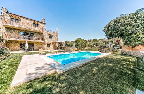 Gouvia Villa | Filia Stone Villa