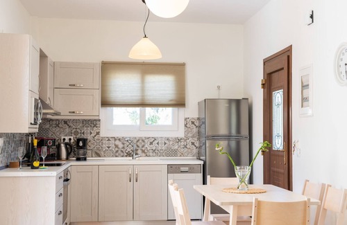 Agios Georgios Pagon Apartment | Miltiadis Deluxe apartment