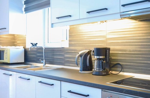 Agios Stefanos Apartment | Paola House in Άγιος Στέφανος